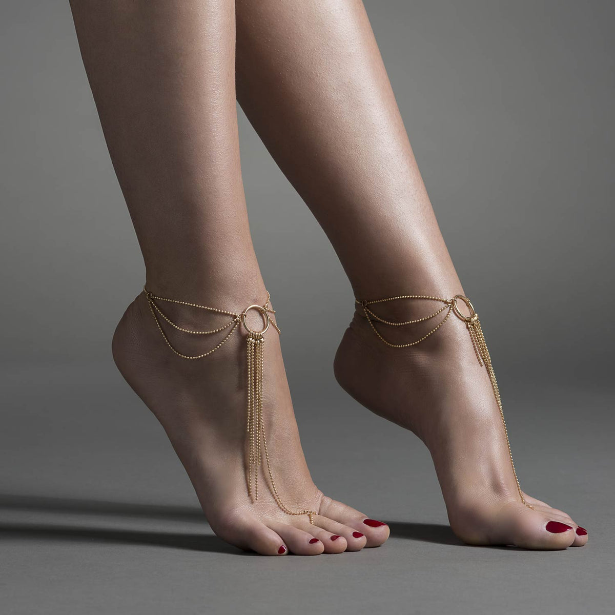 Magnifique Feet Chains