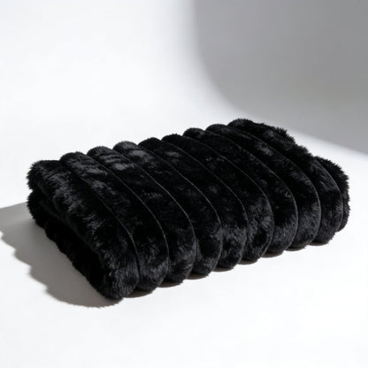 Fascinator Fur Luxe Queen